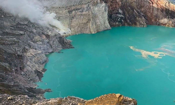 kawah ijen jawa timur